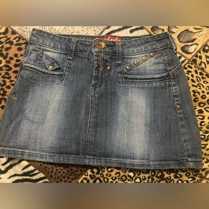 FreeStyle Skirt Size 16